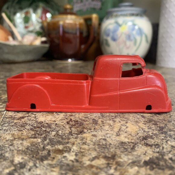 Vintage Plastic Toy Pickup Truck Body – Unmarked – Red – Project / Parts - Picture 8 of 16